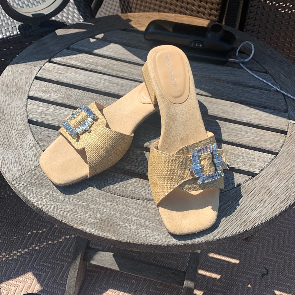 Anne Klein flex sandals